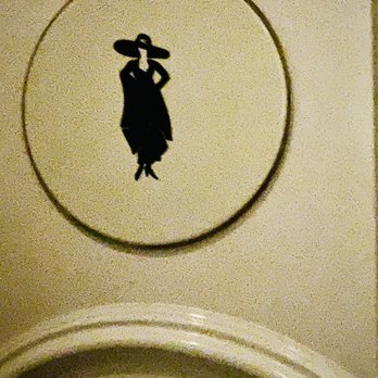 Polo Lounge - Ladies room BHH - New American Near Me - Beverly Hills, California Polo Lounge - Ladies room BHH - New American Near Me - Beverly Hills, California