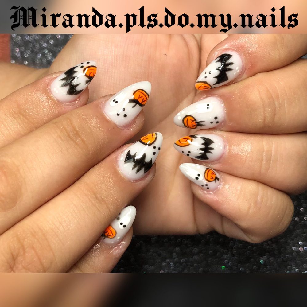 Stephanie's Nail & Spa Logo