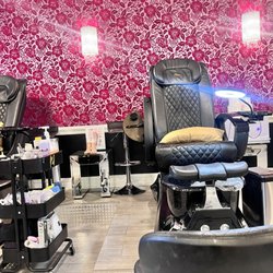 Rose Nails Lounge - Pedicure station
