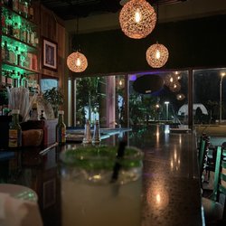 Cheen Huaye - Bar area