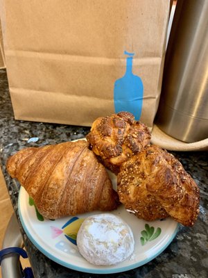 Blue Bottle Coffee by null