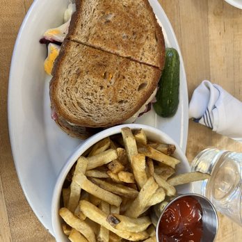 The General Muir - Delis Near Me - Atlanta, Georgia