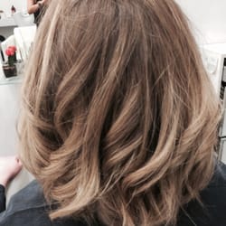 Soft natural blond ombré