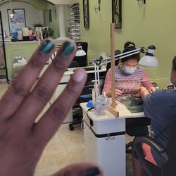 Lovely Nails & Spa