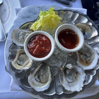 The Capital Grille - Fresh Oysters on the Half shell (6) - Steakhouses Near Me - Orlando, Florida