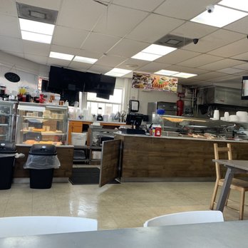 Pardo Supermarket - the interior of a restaurant - Grocery Near Me - Miami, Florida Pardo Supermarket - the interior of a restaurant - Grocery Near Me - Miami, Florida