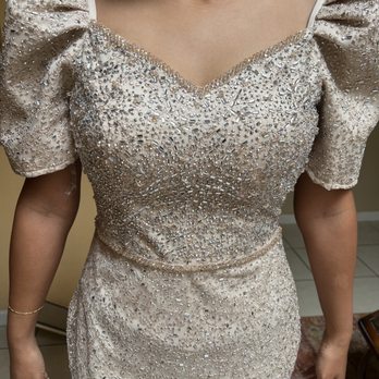 18/11 Craft Studio - Beautiful beaded waist detail - Sewing & Alterations Near Me - Santa Clara, California 18/11 Craft Studio - Beautiful beaded waist detail - Sewing & Alterations Near Me - Santa Clara, California