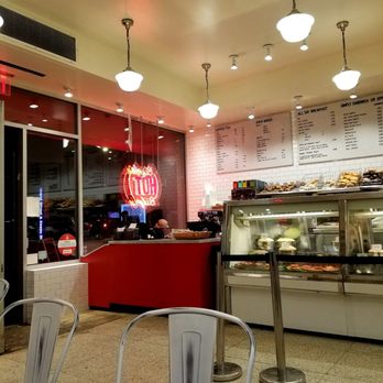 Kossar's Bagels & Bialys - Bakeries Near Me - New York, New York