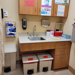 Hartford HealthCare Medical Group - Exam room