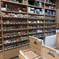 Robusto's Cigar Bar & Bistro - Humidor