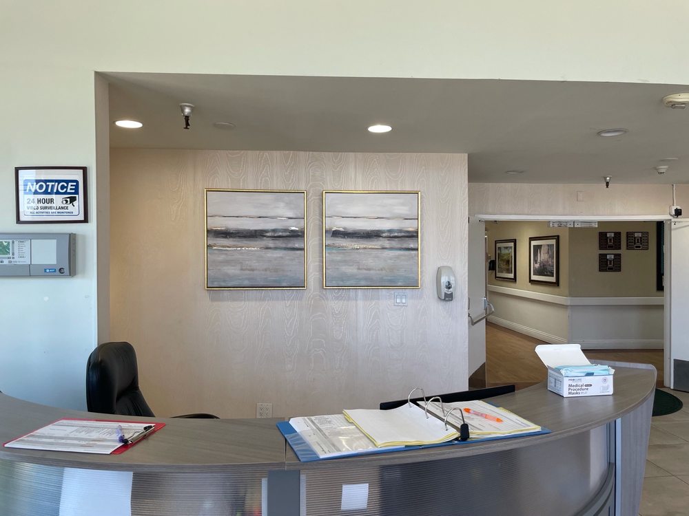 WINDSOR GARDENS CONVALESCENT CENTER OF ANAHEIM 17 Reviews 3415 W Ball Rd, Anaheim