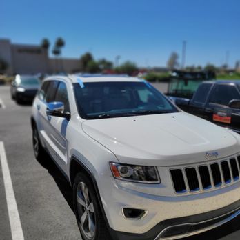 Arizona Mobile Auto Glass - Grand Cherokee new pilkington premium windshield - Windshield Installation & Repair Near Me - Goodyear, Arizona Arizona Mobile Auto Glass - Grand Cherokee new pilkington premium windshield - Windshield Installation & Repair Near Me - Goodyear, Arizona
