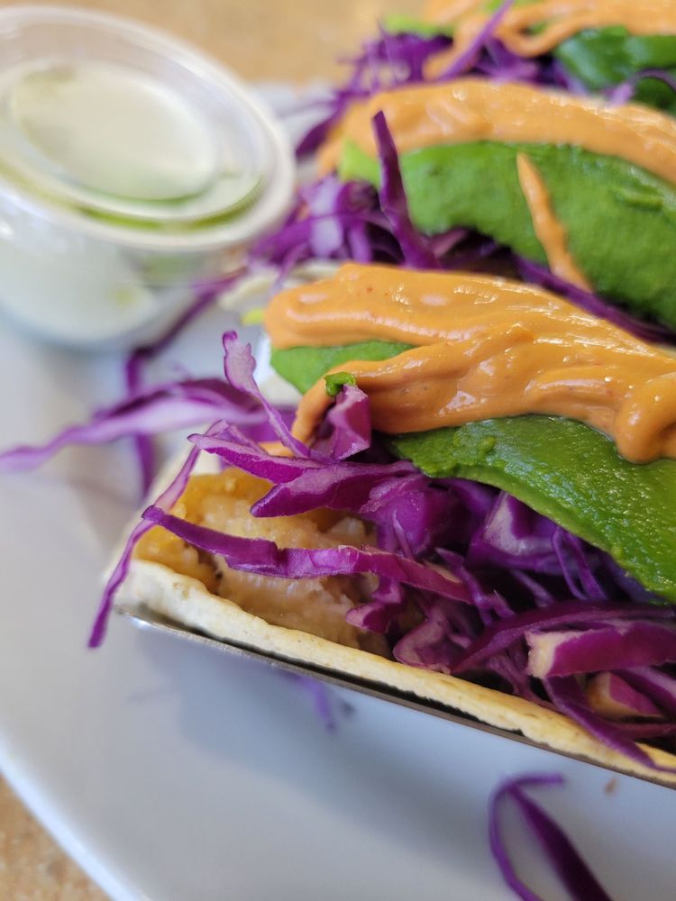 Food from El Quinto Sol