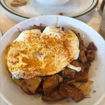 Oddfellows - Brisket Hash - Breakfast & Brunch Near Me - Dallas, Texas