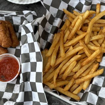 Franco’s Pizza and Bar - Mozzarella sticks and French fries - Pizza Near Me - Ocean City, Maryland Franco’s Pizza and Bar - Mozzarella sticks and French fries - Pizza Near Me - Ocean City, Maryland