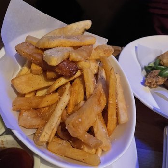 Sumo Lounge at Raw - French fries - Dance Clubs Near Me - Philadelphia, Pennsylvania