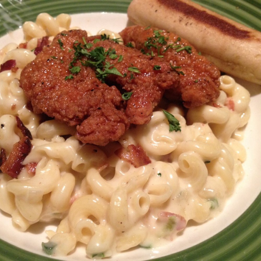 Applebee's Grill + Bar - 4-cheese Mac & cheese with honey tenders, 2 for $20 deal - American Near Me - San Antonio, Texas Applebee's Grill + Bar - 4-cheese Mac & cheese with honey tenders, 2 for $20 deal - American Near Me - San Antonio, Texas