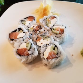 Sushiya - Philadelphia Roll - Sushi Bars Near Me - Chula Vista, California Sushiya - Philadelphia Roll - Sushi Bars Near Me - Chula Vista, California