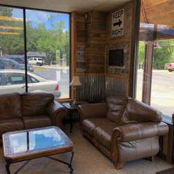 Lakeside Auto Repair - waiting area