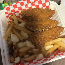 Captain Kidd's Dairy Bar & Take Out - Chicken fingers & poutine