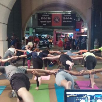 World Entertainment - Yoga, Running and Fitness Events! - DJs Near Me