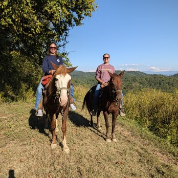 Smoky Mountain Trail Rides - Horseback Riding Near Me - Marshall, North Carolina