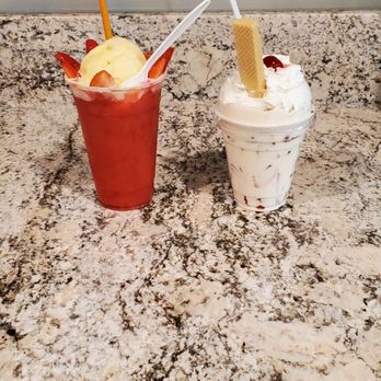 Raspados El Jinete - Passion raspado and fresas con crema. - Mexican Near Me - Buckeye, Arizona Raspados El Jinete - Passion raspado and fresas con crema. - Mexican Near Me - Buckeye, Arizona