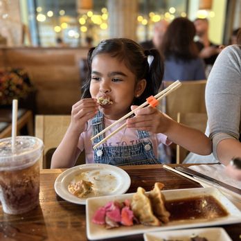 Asia Nine - Dining area - Sushi Bars Near Me - Gaithersburg, Maryland