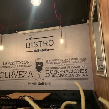 El Bistró del Teatro - The dinning room - Breakfast & Brunch Near Me - Madrid, M