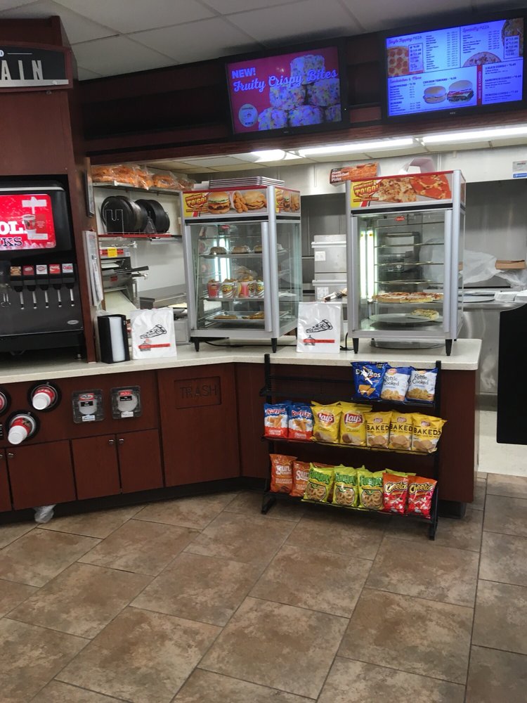 CASEY’S Updated September 2024 18 Photos 200 6th Ave, Slater