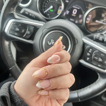 Nails 2000 - Nail Salons Near Me - Cupertino, California