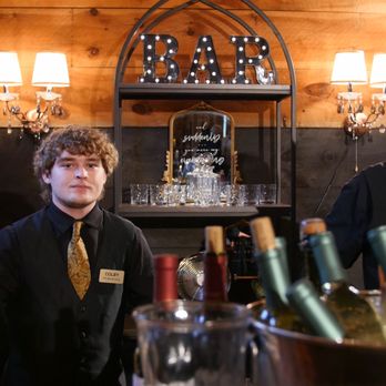 PR Bartending & Waitstaff - Sharp-dressed teams are our trademark - Party & Event Planning Near Me - Manchester, New Hampshire