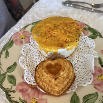 The Hatter Cafe - Meatloaf pie - Cafes Near Me - Mentone, Alabama