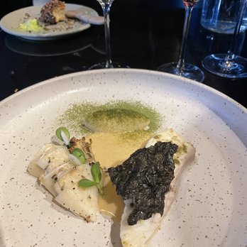 Île Flottante - Québécois halibut, nori, celeriac, maietake, onion mouse, leek & seaweed powder, wild onion truffle | Vincent, Chard 5.18.22 whooshing - French Near Me - Montreal, Quebec Île Flottante - Québécois halibut, nori, celeriac, maietake, onion mouse, leek & seaweed powder, wild onion truffle | Vincent, Chard 5.18.22 whooshing - French Near Me - Montreal, Quebec