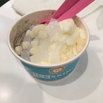 Iceskimo - Black sesame with original milk - Ice Cream & Frozen Yogurt Near Me - San Diego, California Iceskimo - Black sesame with original milk - Ice Cream & Frozen Yogurt Near Me - San Diego, California