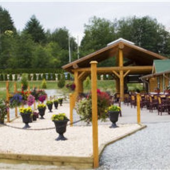 Cedar Ridge Golf Course - patio area - Golf Near Me - Mission, British Columbia
