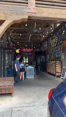 Martin's Bar-B-Que Joint by null