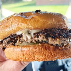 Uncle John’s RRR Bar - OG Cheeseburger