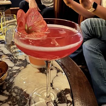 Alle on 66 - Lounges Near Me - Las Vegas, Nevada
