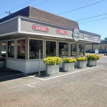 Healdsburger - Burgers Near Me - Healdsburg, California