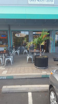 Maui Bread Company by null