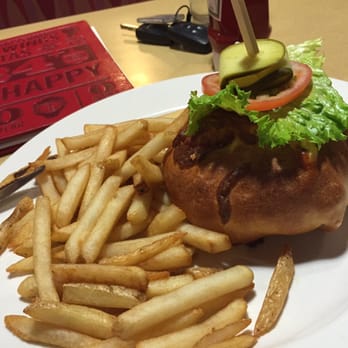 Boston Pizza - Pizza Near Me - Stony Plain, Alberta