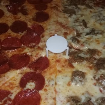Mama Lisa Restaurant - Pizza Near Me - Mastic, New York Mama Lisa Restaurant - Pizza Near Me - Mastic, New York