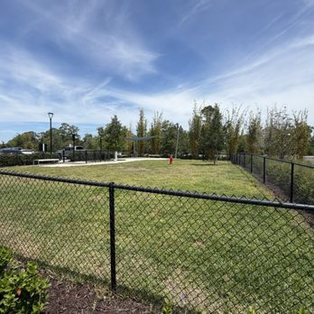 Altis Grand Lake Willis - Apartments Near Me - Orlando, Florida Altis Grand Lake Willis - Apartments Near Me - Orlando, Florida