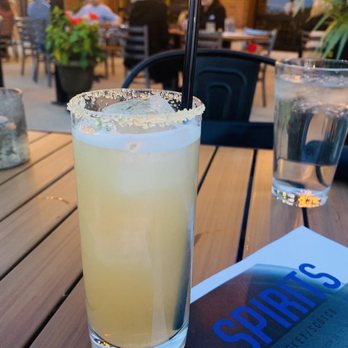 Hangar Kitchen Plus Bar - Margarita - Tacos Near Me - St. Louis, Missouri