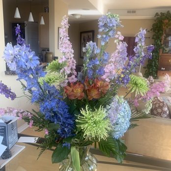 Lehrer's Flowers - So pretty - Florists Near Me - Englewood, Colorado Lehrer's Flowers - So pretty - Florists Near Me - Englewood, Colorado