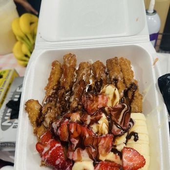 Gina’s Churro Crepes - Churro preparado - Caterers Near Me - Van Nuys, California Gina’s Churro Crepes - Churro preparado - Caterers Near Me - Van Nuys, California