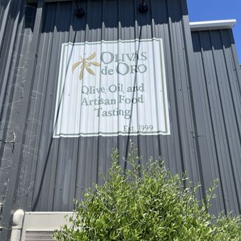 Olivas de Oro - Olive Oil Near Me - Paso Robles, California