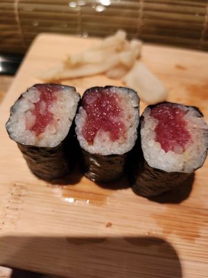 Tanoshi Sushi Sake Bar by null