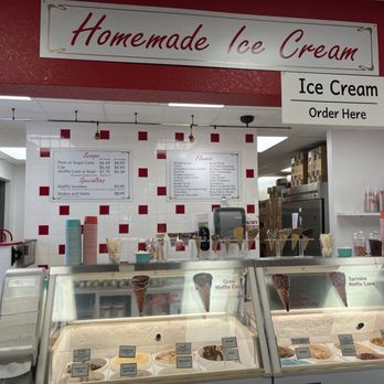 Laura's Fine Candies - Candy Stores Near Me - Estes Park, Colorado Laura's Fine Candies - Candy Stores Near Me - Estes Park, Colorado